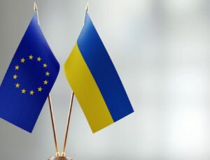 AB Konseyi, Ukrayna'ya askeri yardım fonuna 5 milyar avroluk desteği onayladı
