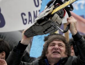AFP, Arjantin'in "Çılgın Javier'i"nin görevdeki 100 gününü mercek altına aldı