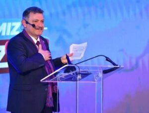AK Parti’nin Trabzon adayı projelerini tanıttı