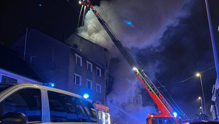 Almanya'da 4 katlı binada çıkan yangında 4 kişi öldü, 9 kişi yaralandı