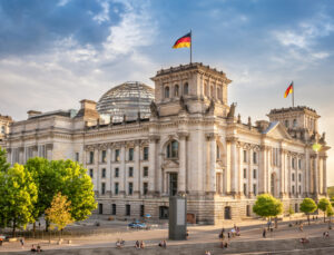 Almanya'da çifte vatandaşlığı kolaylaştıran yasa ne zaman yürürlüğe girecek?