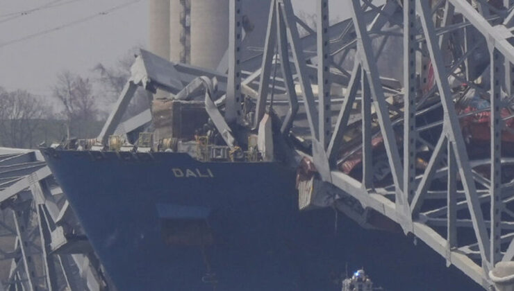 Biden, Baltimore'daki köprünün gemi çarpması sonucu yıkılmasını 'kaza' olarak niteledi