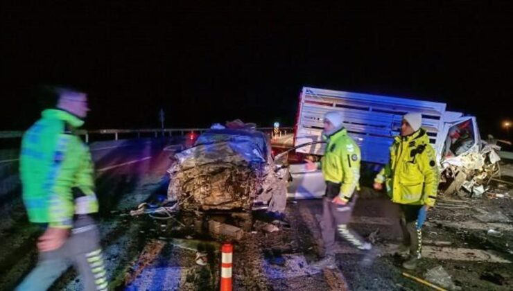 Bingöl’de feci çarpışma! Ölü sayısı artıyor