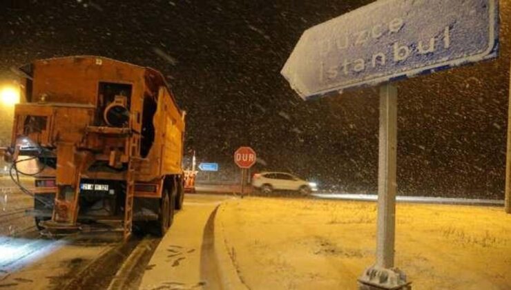Bolu Dağı’nda yoğun kar yağışı