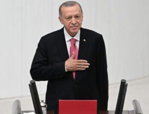 Bozdağ: TBMM erken seçim kararı alırsa, Erdoğan üçüncü kez aday olabilir