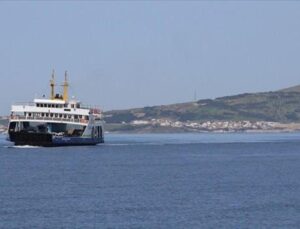 Çanakkale’de bazı feribot seferleri iptal edildi