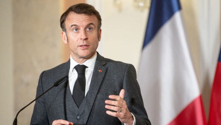Fransa Cumhurbaşkanı Macron, "ölmeye yardım" diye nitelediği yasa tasarısının Bakanlar Kurulunda görüşüleceğini açıkladı