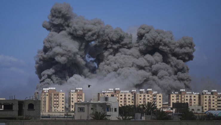 İsrail-Hamas çatışmaları, BMGK'nin "Gazze'de ateşkes" kararına rağmen tüm hızıyla devam ediyor