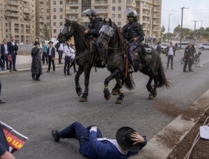 İsrail'de askerlik tartışması: Savunma Bakanı, Ultra Ortodoks Yahudilerin muafiyetine karşı çıkacak