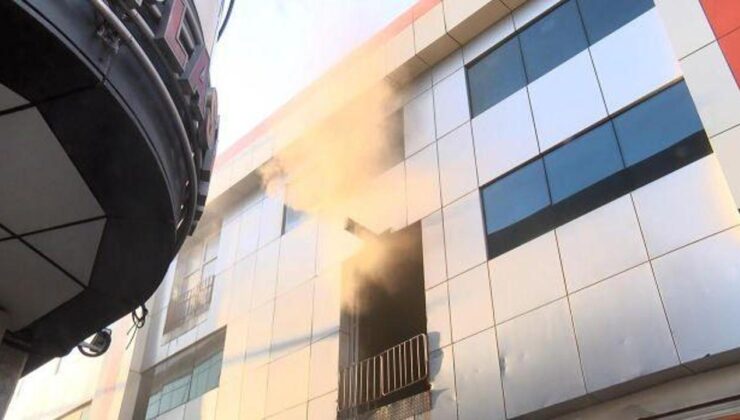 İstanbul’da plastik hammadde deposunda yangın