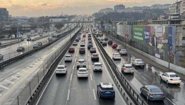 İstanbul’da trafik yoğunluğu: Yüzde 75’lere çıktı