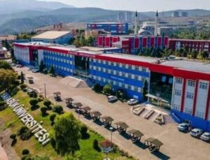 Karabük Üniversitesi’ndeki iddialar: 8 kişi gözaltında