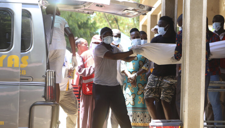 Kenya'daki 'açlık tarikatı' kurbanlarının cenazeleri ailelerine teslim edilmeye başlandı