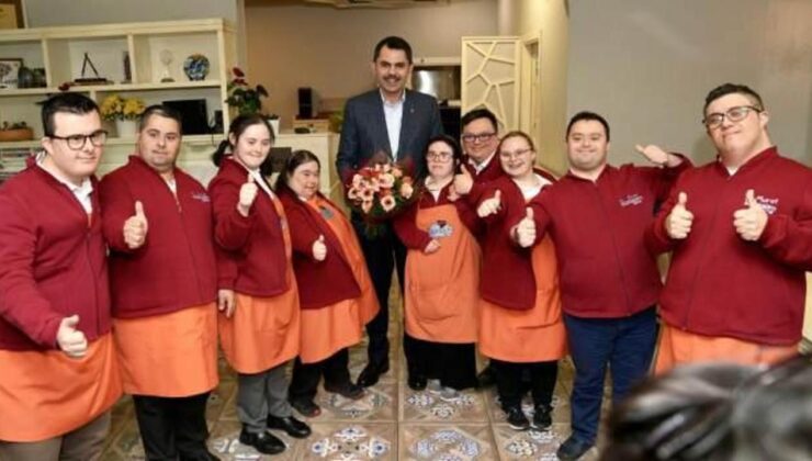 Kurum  Tebessüm Kahvesi’ni ziyaret etti