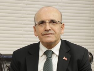 Hazine ve Maliye Bakanı Mehmet Şimşek’ten devalüasyon açıklaması: Nereden çıktı bilmiyorum!