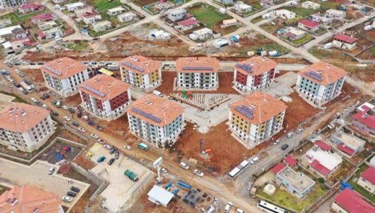 Nurdağı’nda tamamlanan konutlar sahiplerine teslim ediliyor