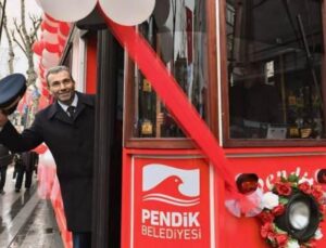 Pendik’in nostaljik tramvayı Gazipaşa Caddesinde sürüşe başladı
