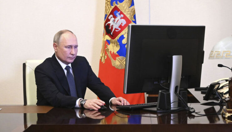 Rusya Devlet Başkanı Putin devlet başkanı seçiminde oy kullandı