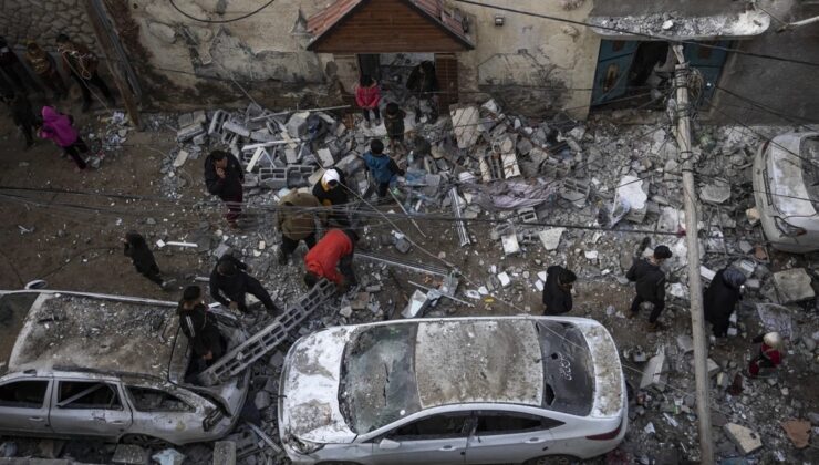 Son dakika haberi Filistin: İsrail, Refah'a saldırı başlattı