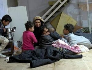 Sultangazi’de insanlık dramı: Hamile kadın, 5 çocuğuyla evden atıldı!