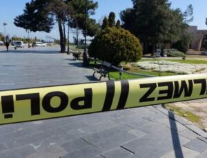 Şüpheli çantalar polisi alarma geçirdi