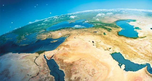 <p>ABD'de nükleer füzyon teknolojisini kullanarak enerji üretme girişiminde büyük aşama kat edilmesi gündemdeki yerini korurken, hafızalara bir kez daha Engin Arık'ın bu yöndeki dev projesi ve şüpheli ölümü geldi. Toryumdan nükleer enerji projesinin mimarı Prof. Dr. Engin Arık ve 5 kişilik ekibi, 30 Kasım 2007 tarihinde şüpheli uçak kazasında can vermişti.</p>