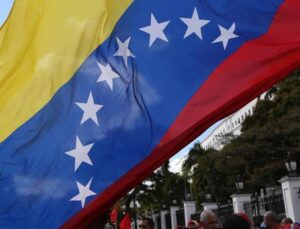 Venezuela'da devlet başkanı seçimleri tarihi belli oldu