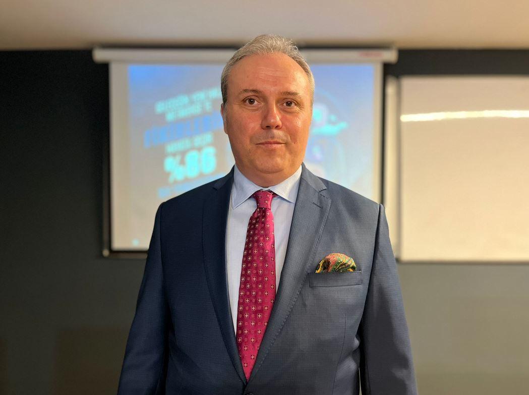 Yapay Zeka Akademi Başkanı Önder Eker