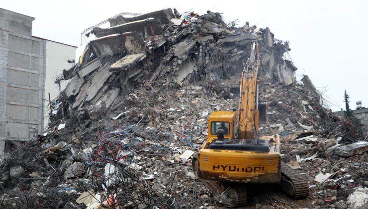 100 kişi hayatını kaybetmişti! Zümrüt Apartmanı davasında karar