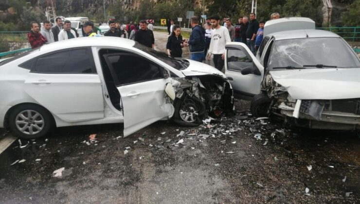 Adana’daki trafik kazasında 1’i çocuk 6 kişi yaralandı