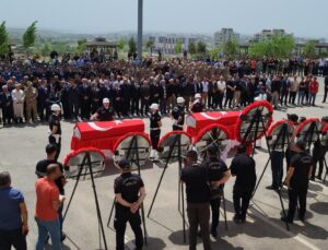 Adıyaman’da meslektaşlarının şehit ettiği polisler için tören düzenlendi