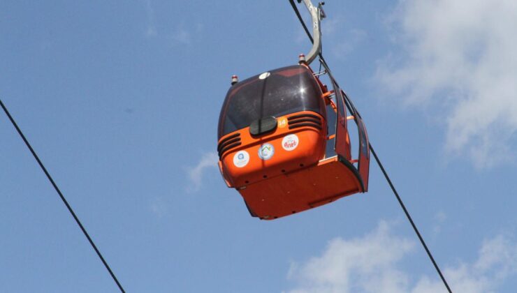 Antalya’da faciadan dönülen teleferik alanında dikkat çeken sessizlik