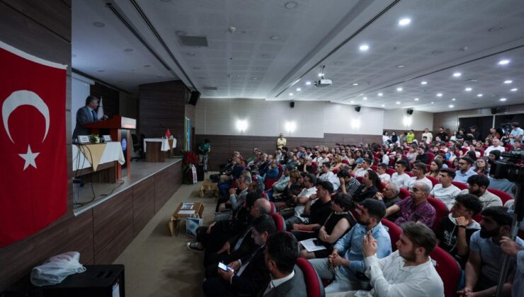 Azerbaycanlılara yönelik sürgün ve katliamlar İzmir’deki panelde ele alındı