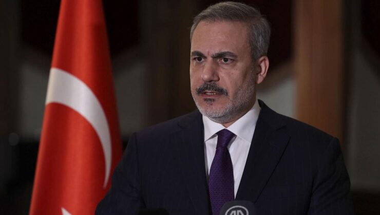 Bakan Fidan Yunan mevkidaşıyla Londra’da görüştü