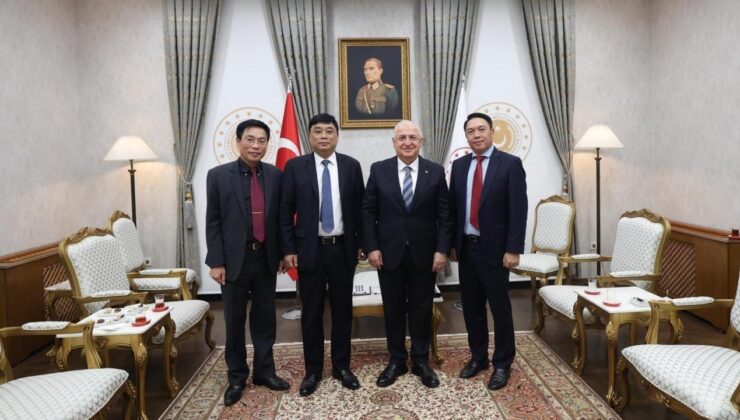 Bakan Güler, Vietnam Savunma Sanayi Başkanı Tuan’ı kabul etti