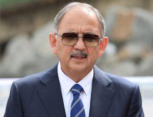 Bakan Özhaseki: Yeni evine taşınan her vatandaşımızla çifte bayram yaşadık