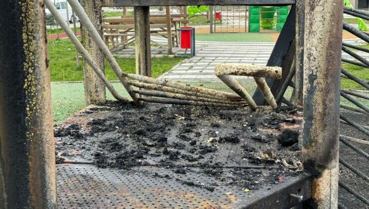 Bolu’da çocuk parkı kundaklandı… ‘Bunu yapan vatan hainidir’