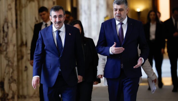 Cumhurbaşkanı Yardımcısı Cevdet Yılmaz Romanya Başbakanı Ciolacu ile görüştü