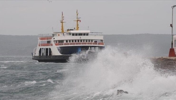 Deniz ulaşımına ‘fırtına’ engeli: Seferler iptal edildi