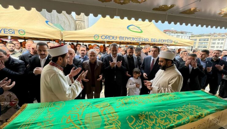 Eski AK Parti Altınordu İlçe Başkanı Cihan Erken, son yolculuğuna uğurlandı