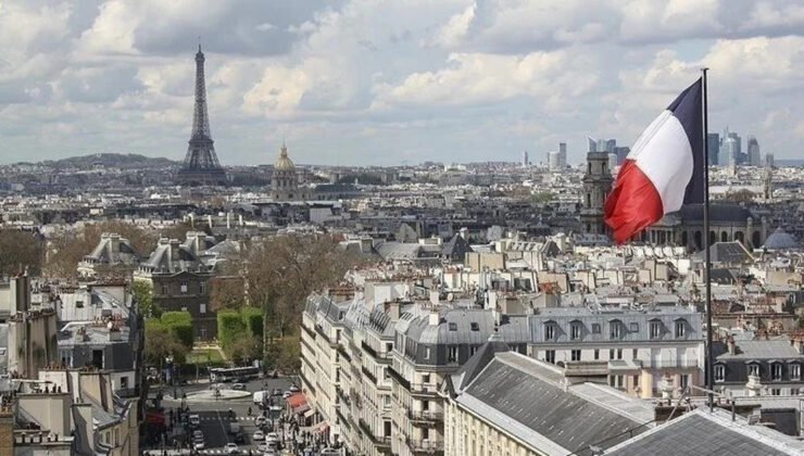 Fransa, 'dezenformasyon' suçlamasıyla Rus firmaları için AB yaptırımları önerdi