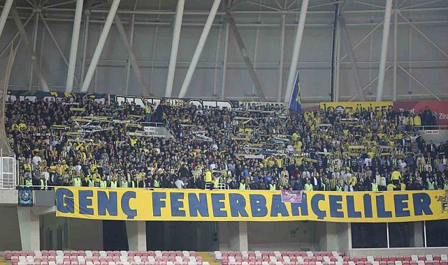 Genç Fenerbahçelilerden Sivas’ta skandal paylaşım: Biz yakarsak söndüremezsiniz!