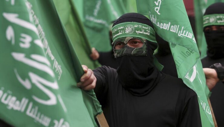 Hamas: İsrailli esirleri gerçek bir anlaşma olmadan kesinlikle teslim etmeyeceğiz