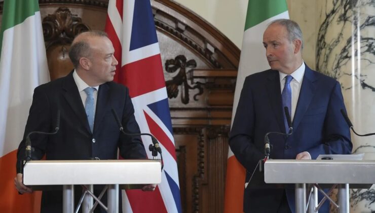 İrlanda'dan İngiltere kararı: Sığınmacılar için "güvenli ülke" olarak tanımlanacak