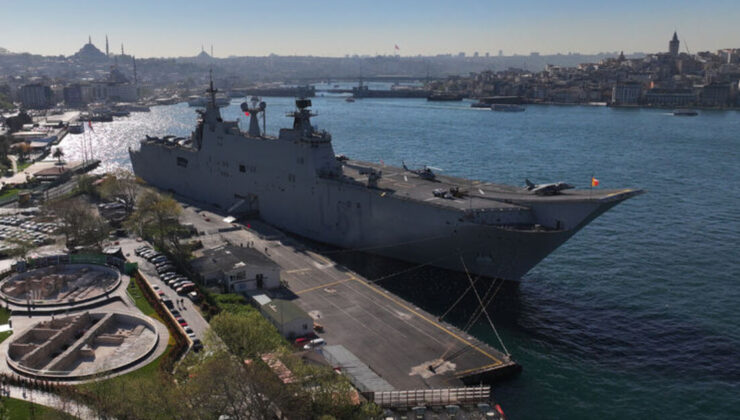 İspanya'nın amfibi hücum gemisi İstanbul'da