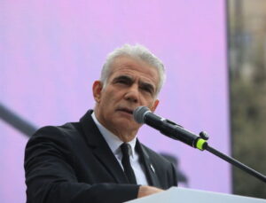 İsrail'de ana muhalefet lideri Yair Lapid: Ülke, sorumsuz çılgınların elinde rehin