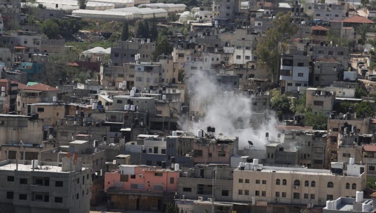 İsrail'in Batı Şeria'daki Nur Şems Mülteci Kampı'nda öldürdüğü Filistinlilerin sayısı 14'e yükseldi