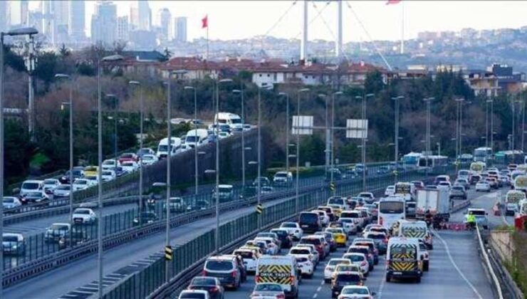 İstanbul’da trafik yoğunluğu yüzde 80’e ulaştı