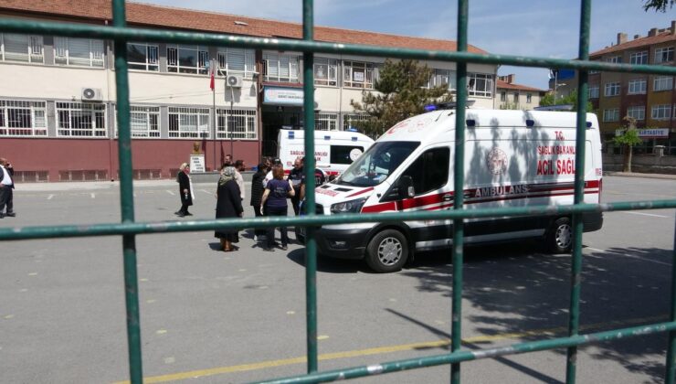 Kayseri’de 24 öğrenci hastaneye kaldırıldı: Öğretmenler de basın mensuplarına saldırdı!