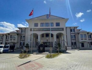 KHK ile unvanları geri alınan FETÖ’cü eski emniyet müdürü Fethiye’de yakalandı